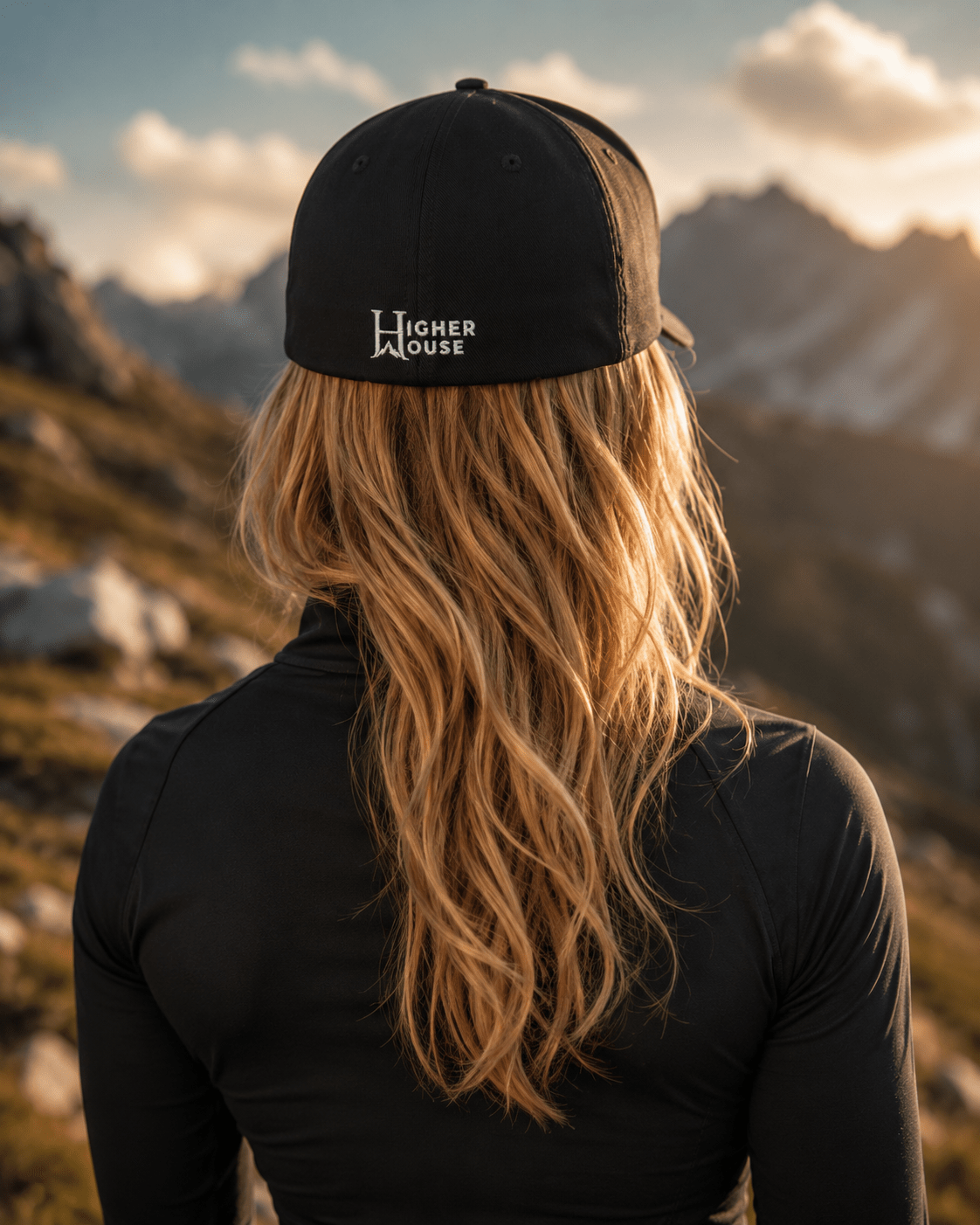 Notorious Flexfit Cap, model wearing the dark cap in the city.